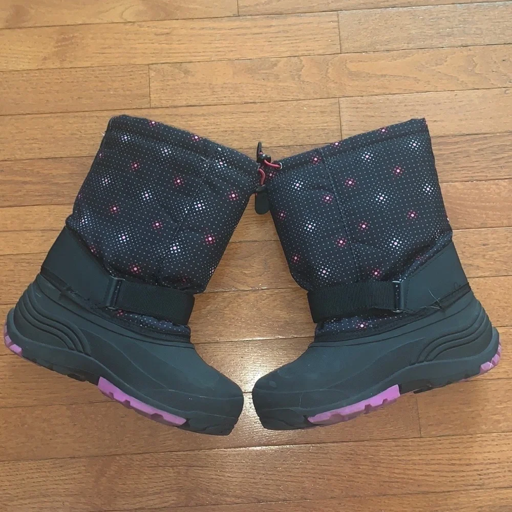 Kamik Girl’s‎ Rocket 2 Black and Pink Winter Snow Boots Size Six